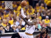 VIDEO: Wow, LeBron en The Beard knallen meteen!
