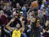 ? Wat een slot! LeBron James pakt uit met blok én buzzer beater!