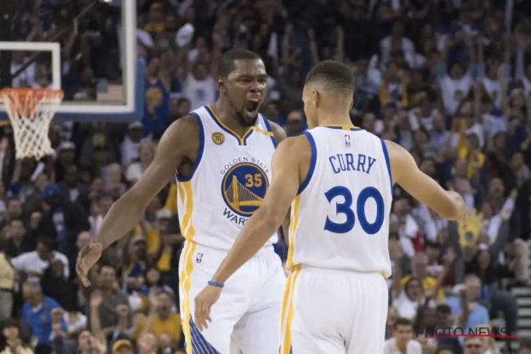VIDEO: Stephen Curry breekt NBA-record met 13 driepunters
