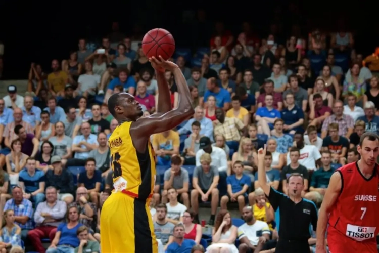 Kevin Tumba komt opnieuw in België basketten