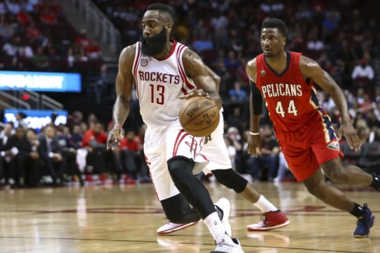 Giannis Antetokounmpo haalt opnieuw uit met de Bucks, ook James Harden laat opnieuw zijn klasse zien bij de Rockets