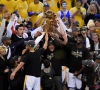 Wauw! Deze fan ging (letterlijk) erg ver om de zege van de Warriors te vieren